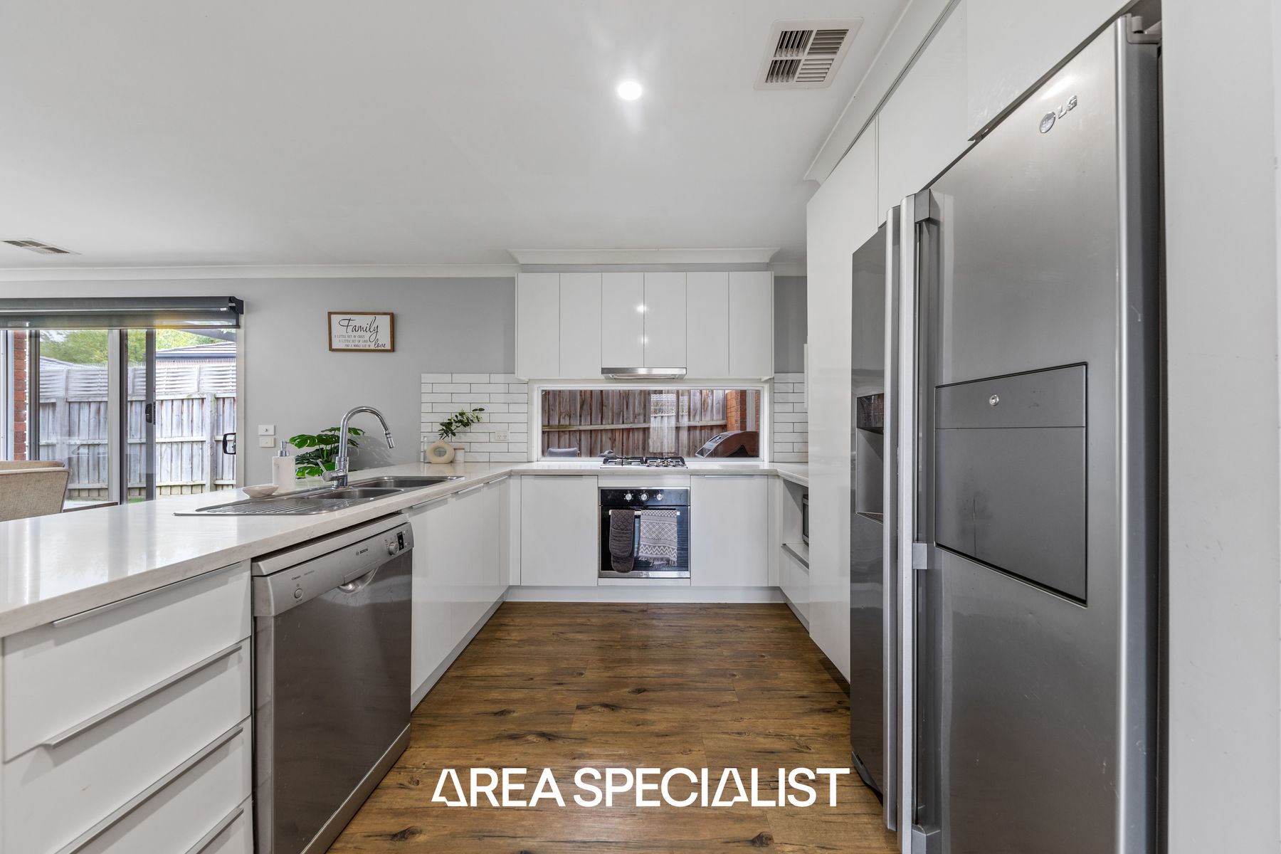 3 Wedgewood Drive, Pakenham, VIC 3810, Pakenham - Thumbnail 4
