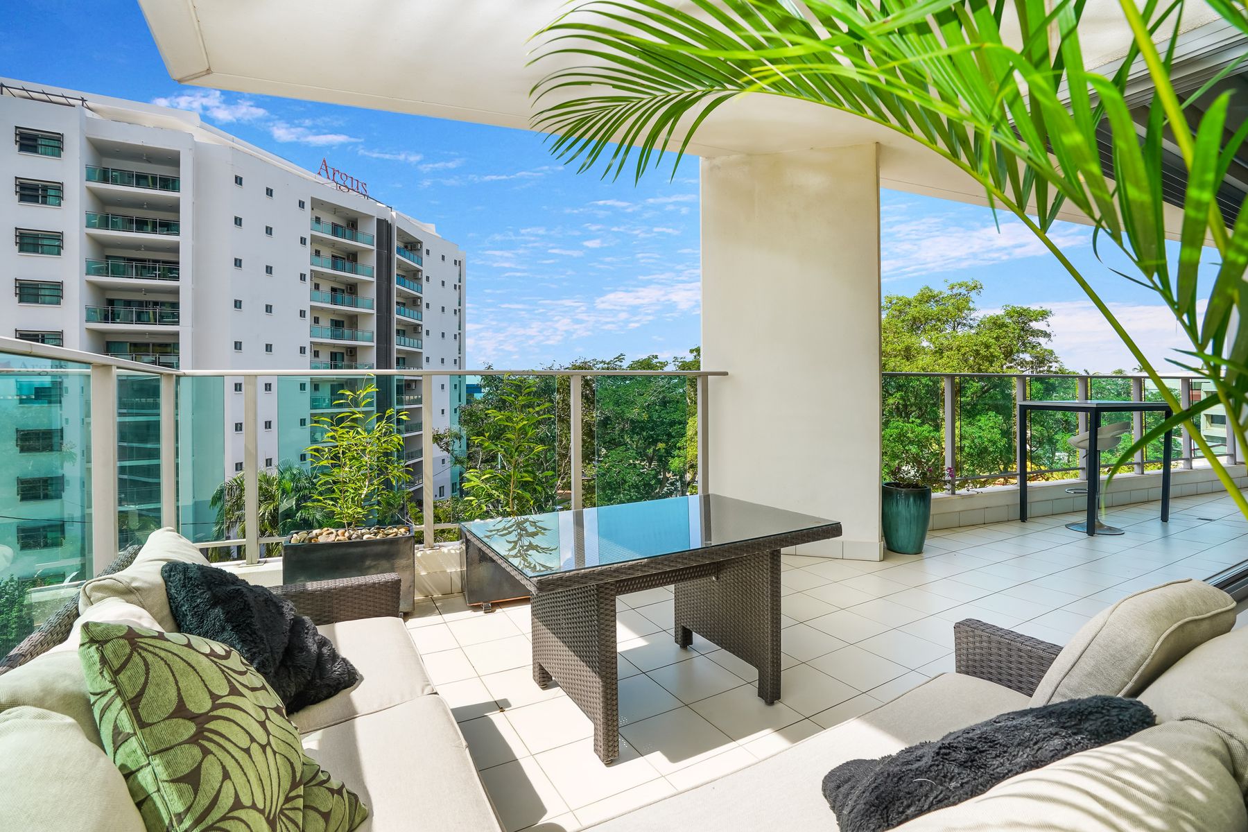 4004/27 Woods Street, Darwin City NT 0800, Darwin City - Thumbnail 2