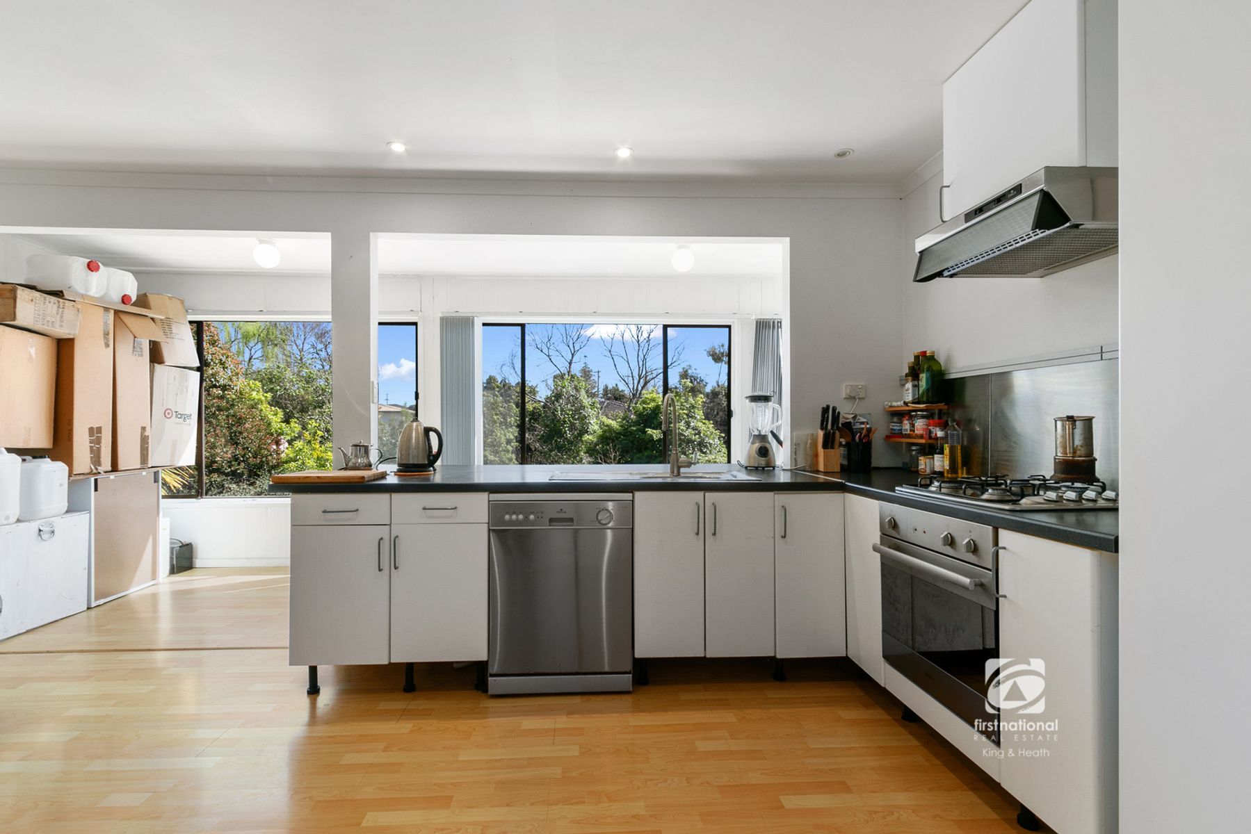 8 View Street, Lakes Entrance VIC 3909, Lakes Entrance - Thumbnail 7