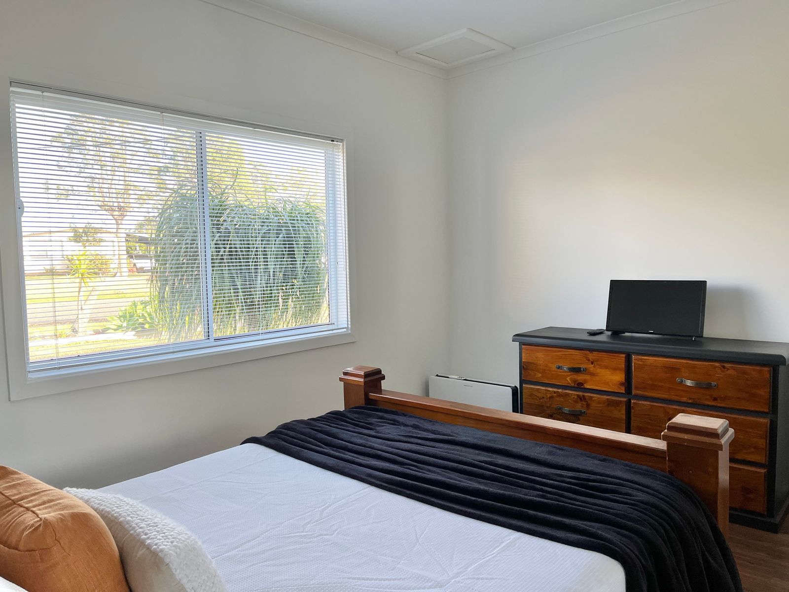 4 Carlton Crescent, Culburra Beach NSW 2540, Culburra Beach - Thumbnail 6
