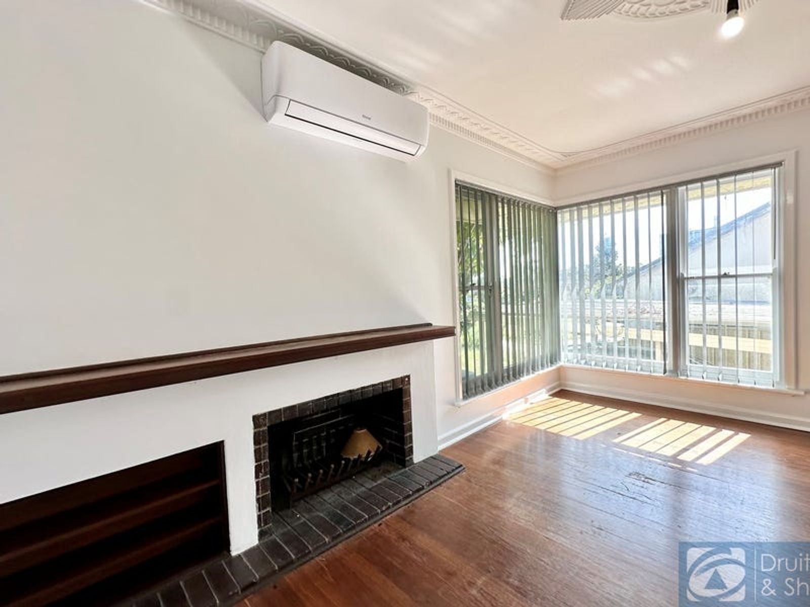 6 Dunblane Road, Floreat WA 6014, Floreat - Thumbnail 2