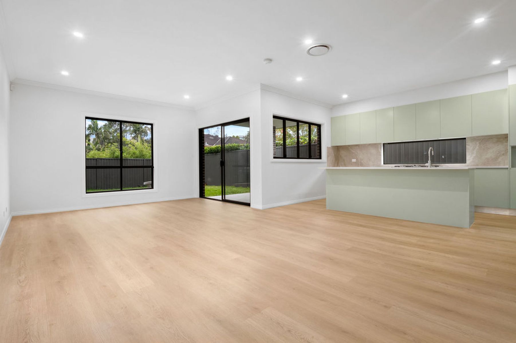 27b John Warren Avenue, Glenwood NSW 2768, Glenwood - Thumbnail 3