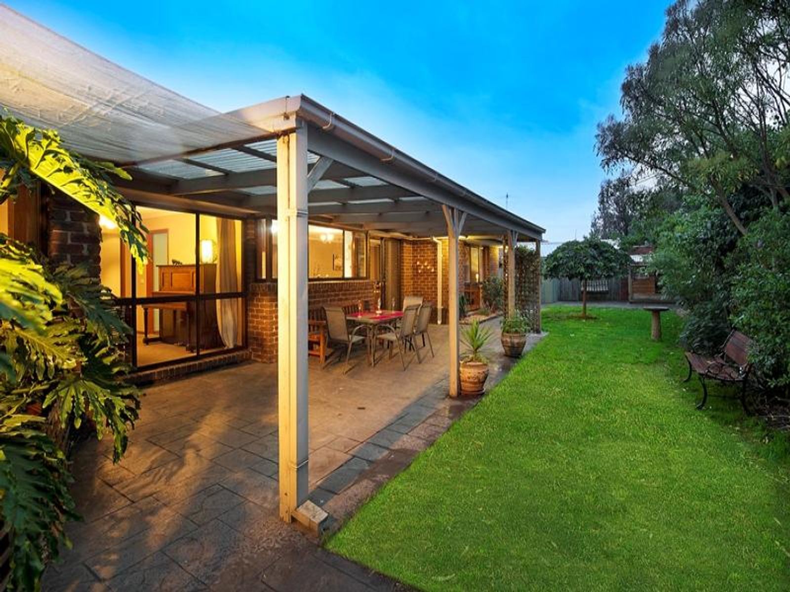 8 Yvette Court, Aspendale Gardens, VIC 3195, Aspendale Gardens - Thumbnail 2