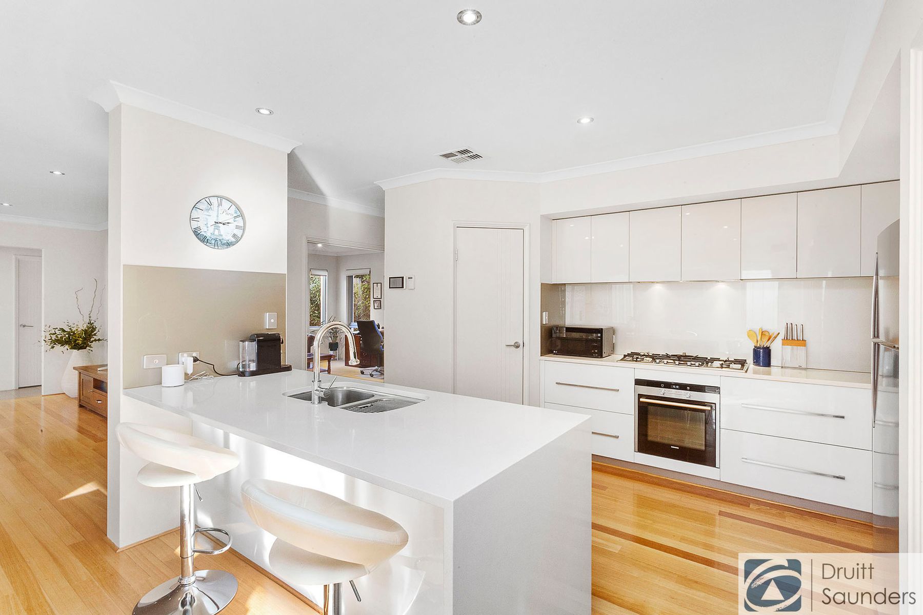 88B Corbett Street, Scarborough WA 6019, Scarborough - Thumbnail 3