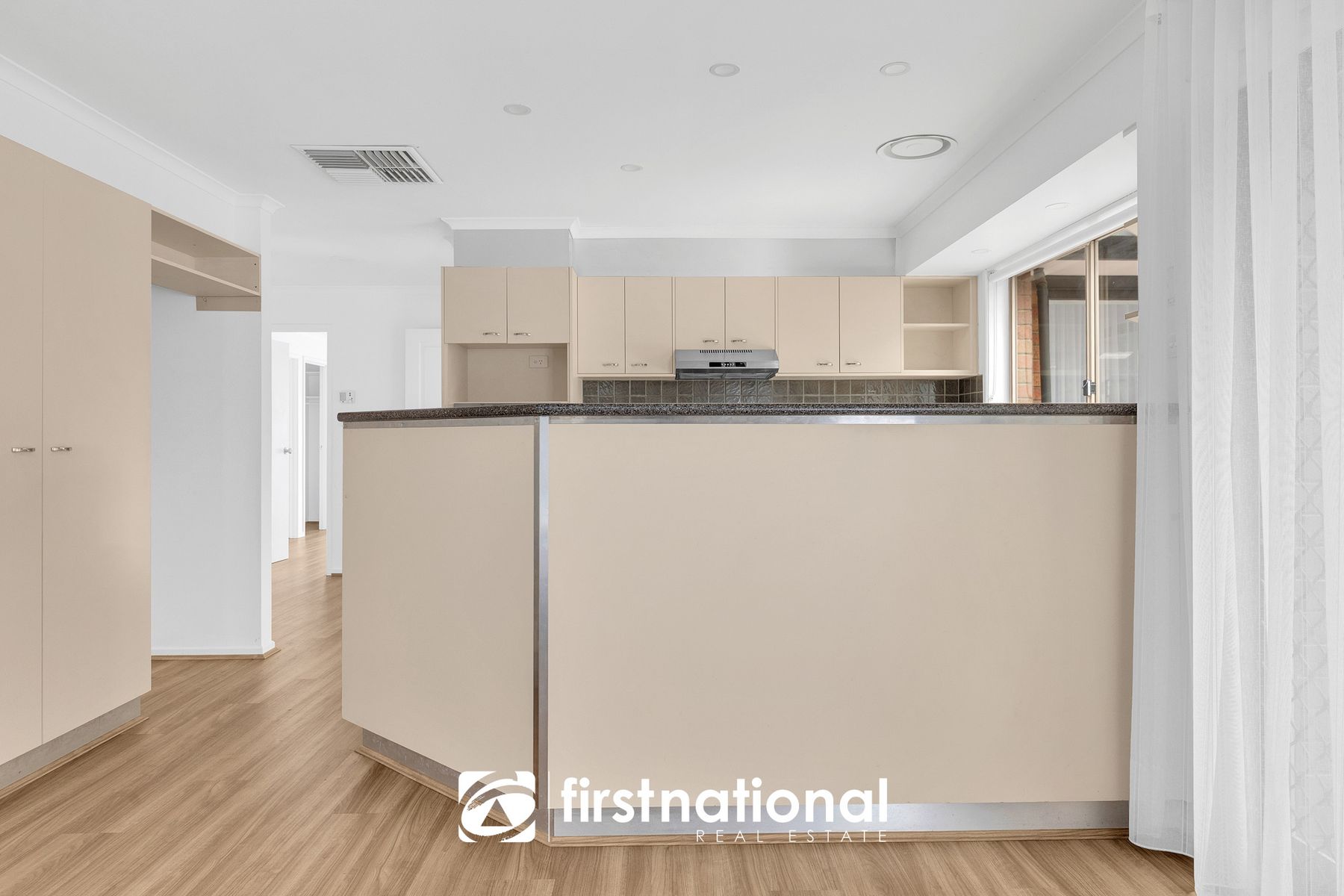 1 Preston Avenue, Endeavour Hills VIC 3802, Endeavour Hills - Thumbnail 4