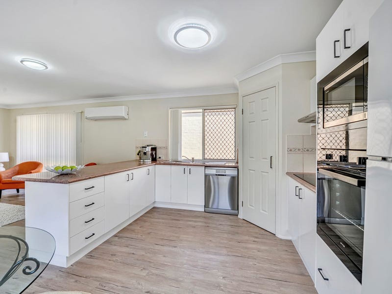 21 Bannister Place, Forest Lake QLD 4078, Forest Lake - Thumbnail 4