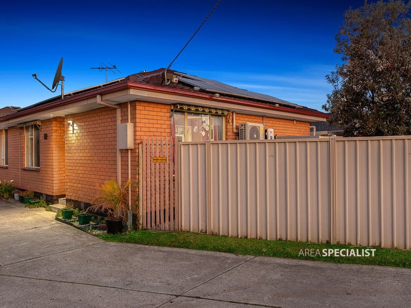 1/12 Moore Avenue, Clayton South, VIC 3169, Clayton South - Thumbnail 2