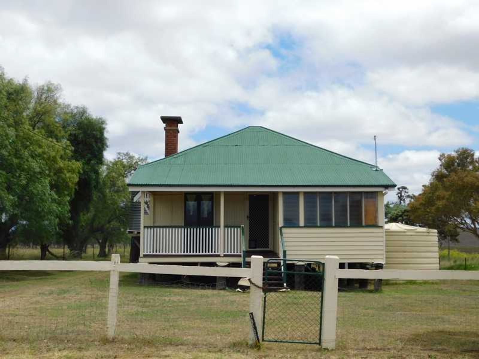 2268 Warwick, Loch Lomond - Thumbnail 4