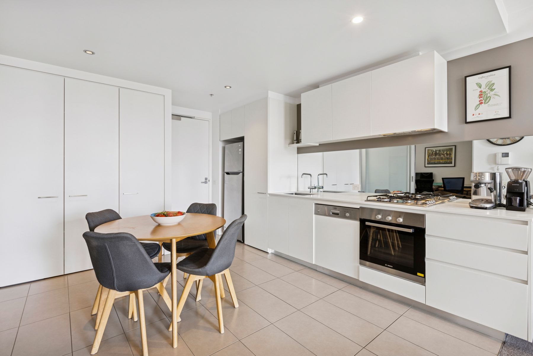 704/770D Toorak Road, Glen Iris, Glen Iris - Thumbnail 4