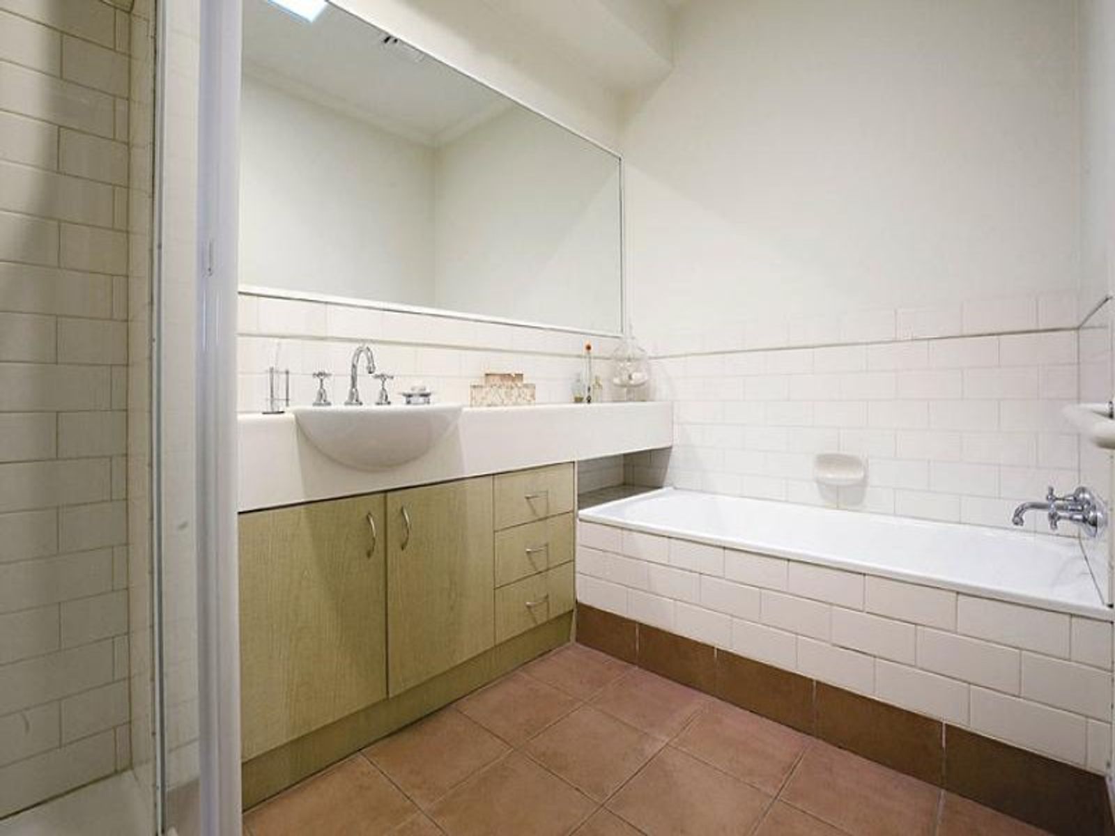 99 Westbourne Road, Kensington - Thumbnail 7