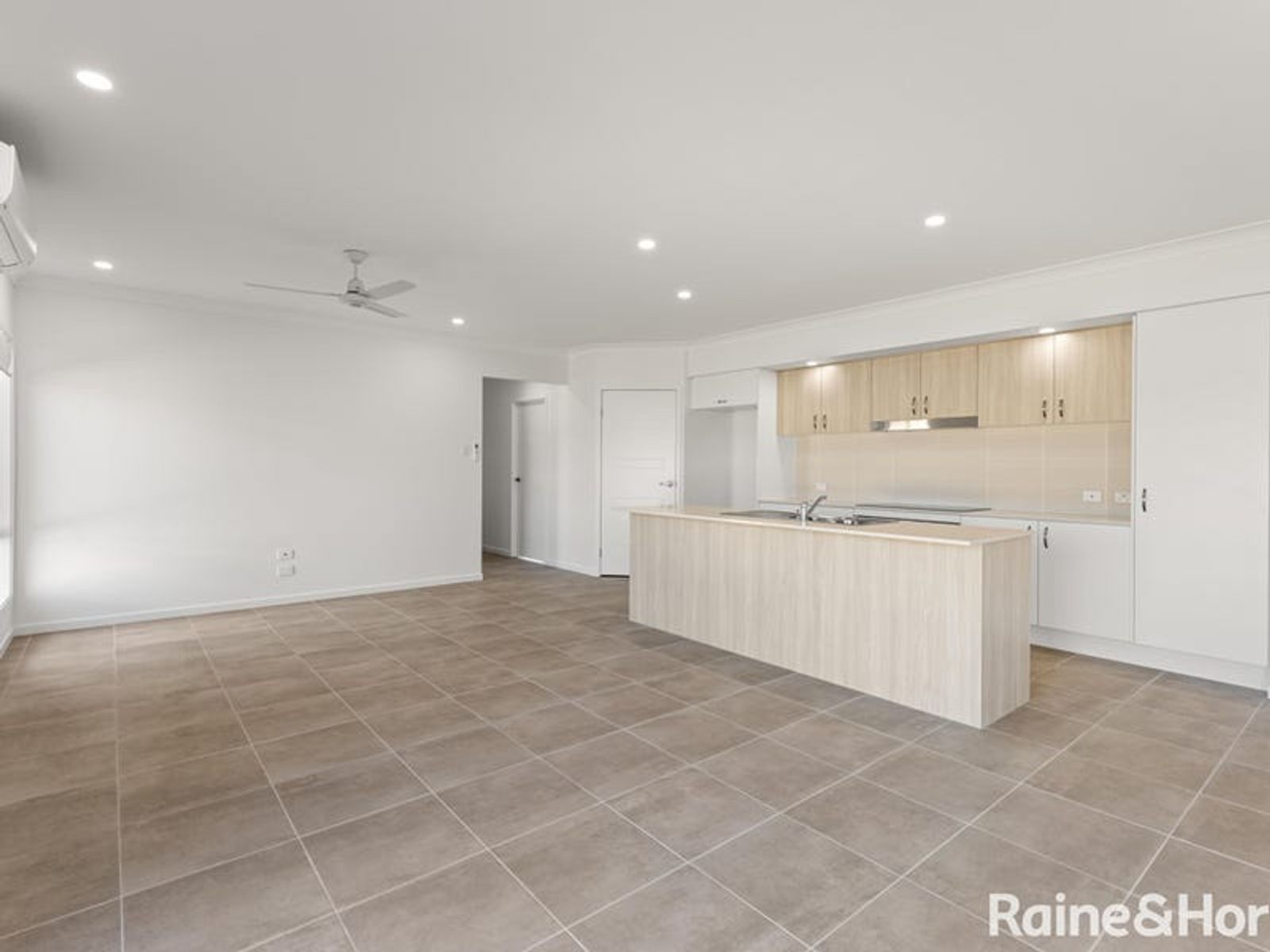 1 Broadmead Street, Glenvale QLD 4350, Glenvale - Thumbnail 2