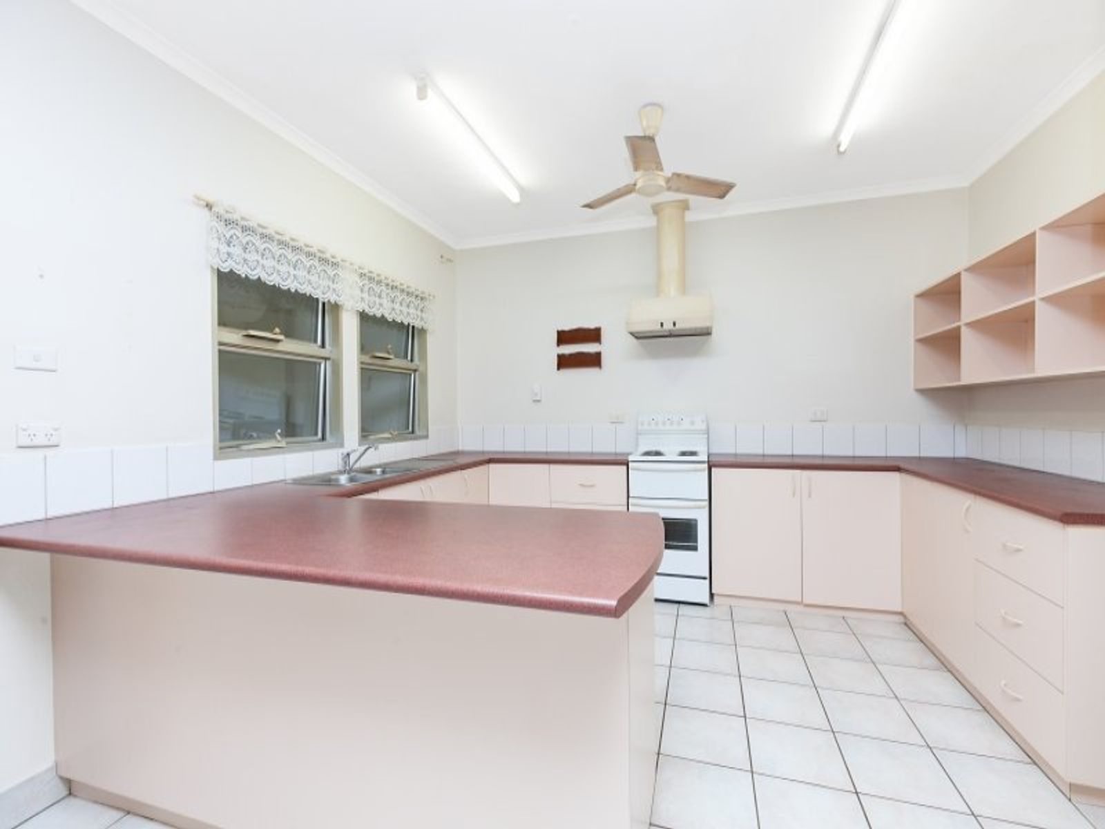 71 Nightcliff Road, Nightcliff NT 0810, Nightcliff - Thumbnail 5