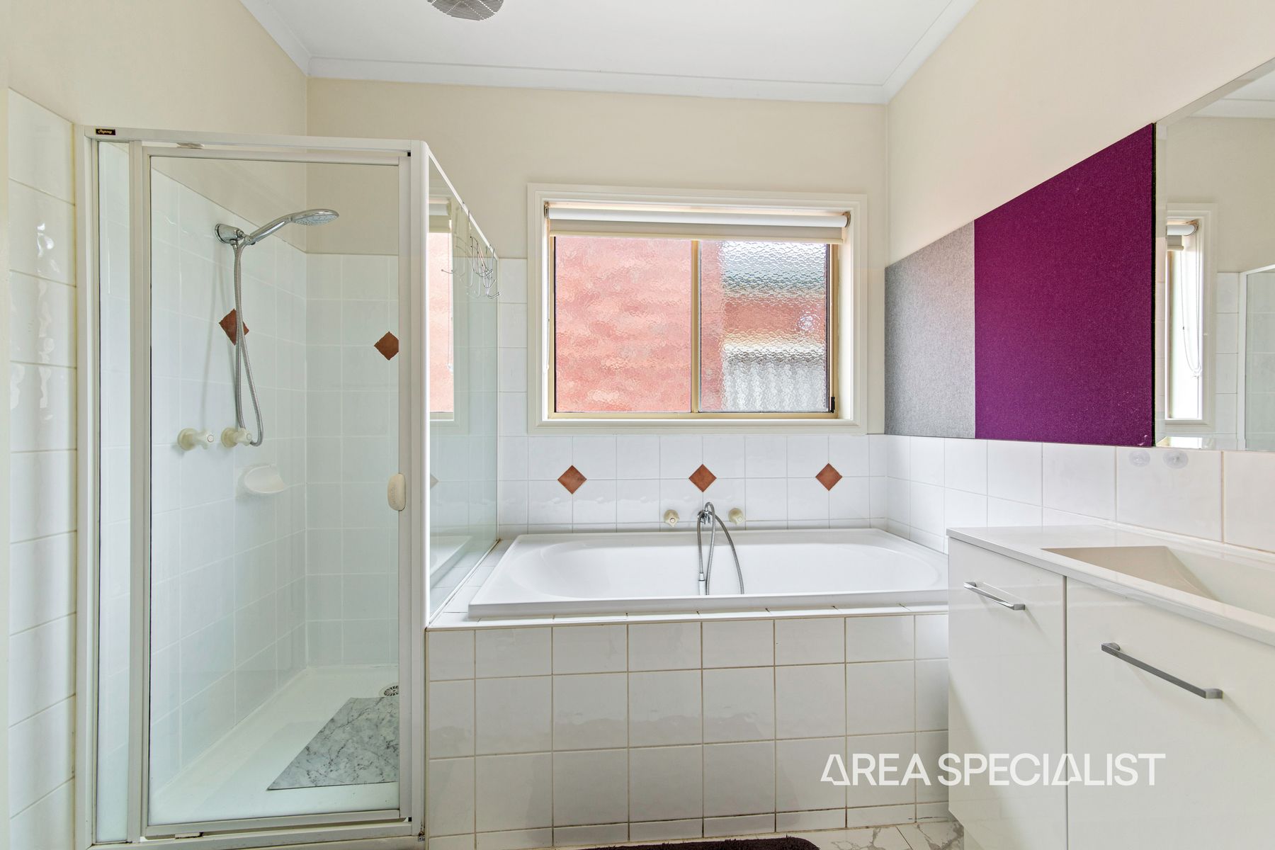 56 Oaklands Way, Pakenham, VIC 3810, Pakenham - Thumbnail 7