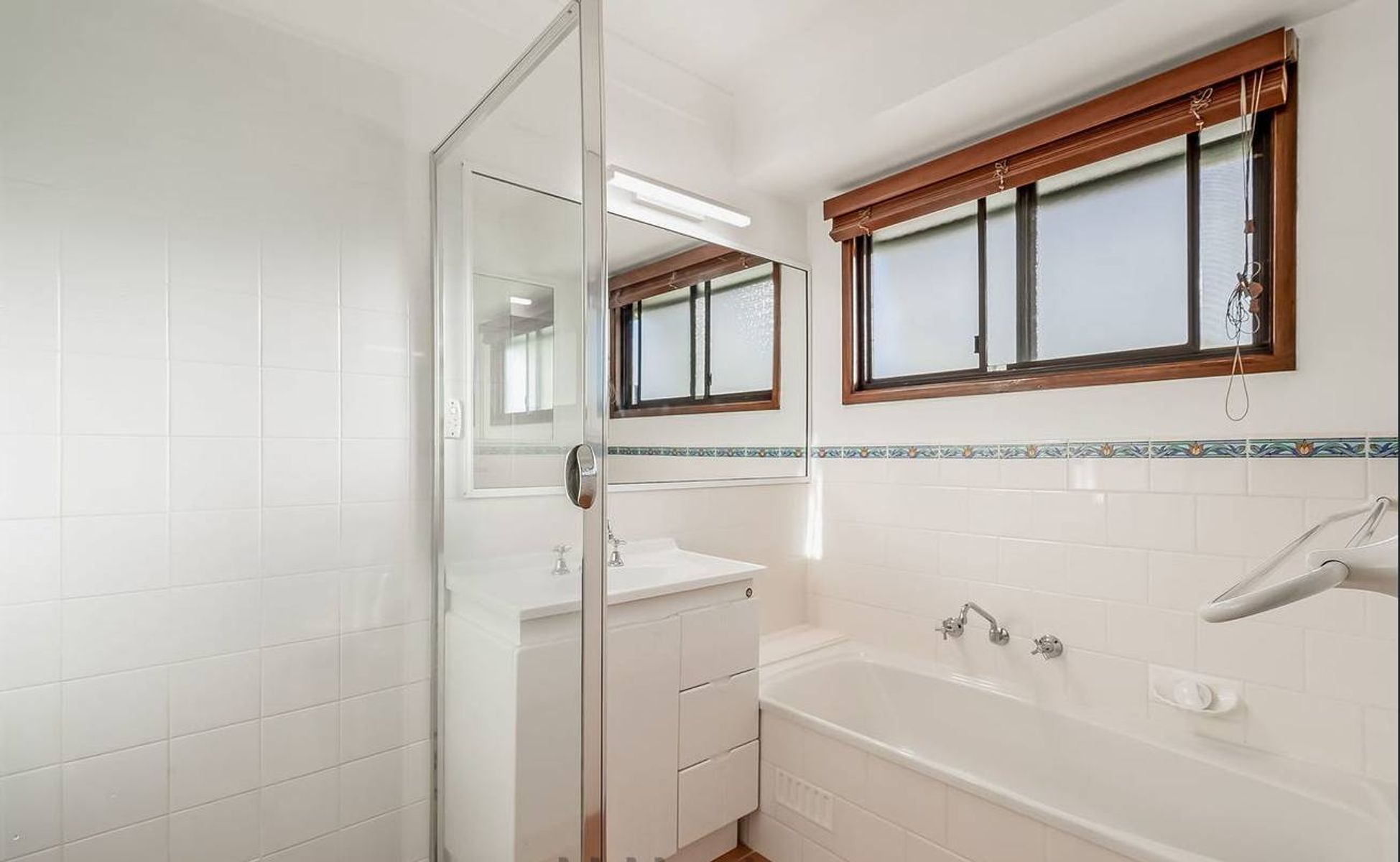 98 Arcadia Street, Arcadia Vale NSW 2283, Arcadia Vale - Thumbnail 2