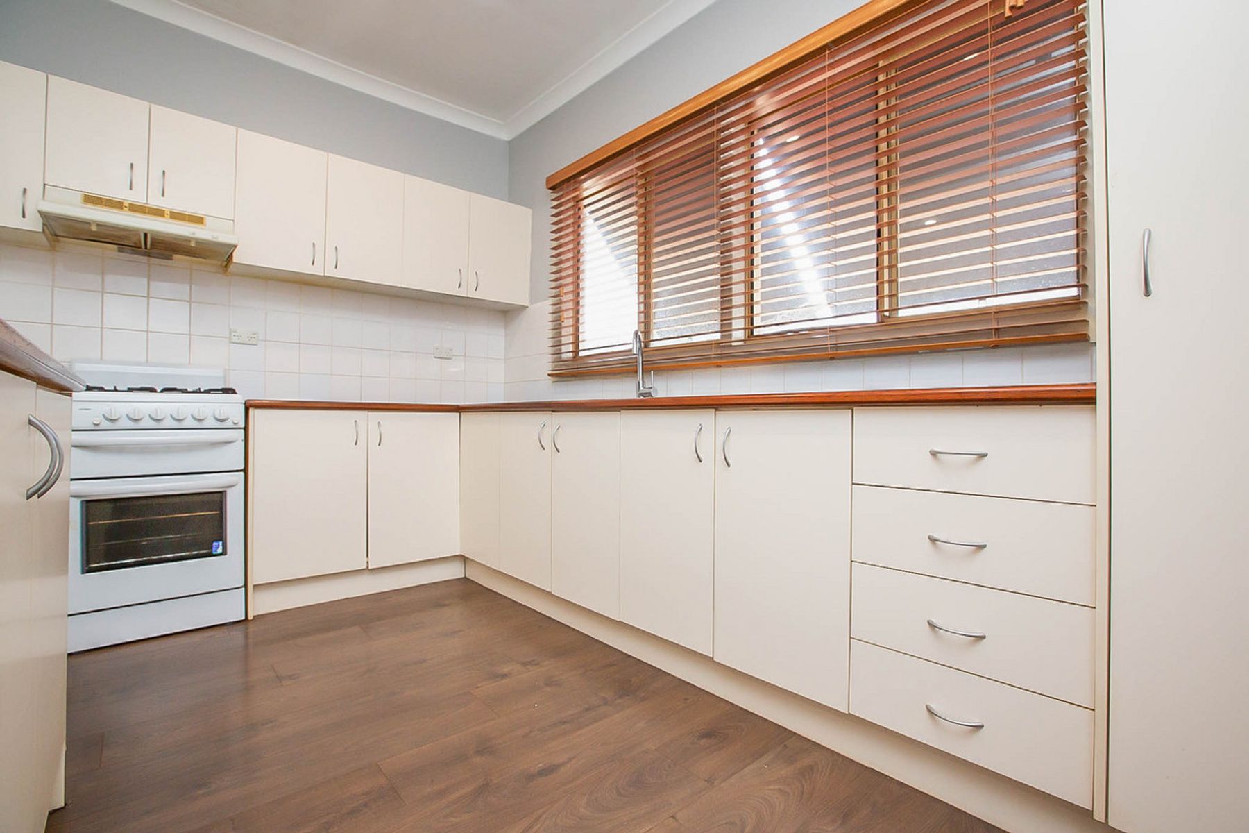 10 Roberts Street, South Hedland WA 6722, South Hedland - Thumbnail 3