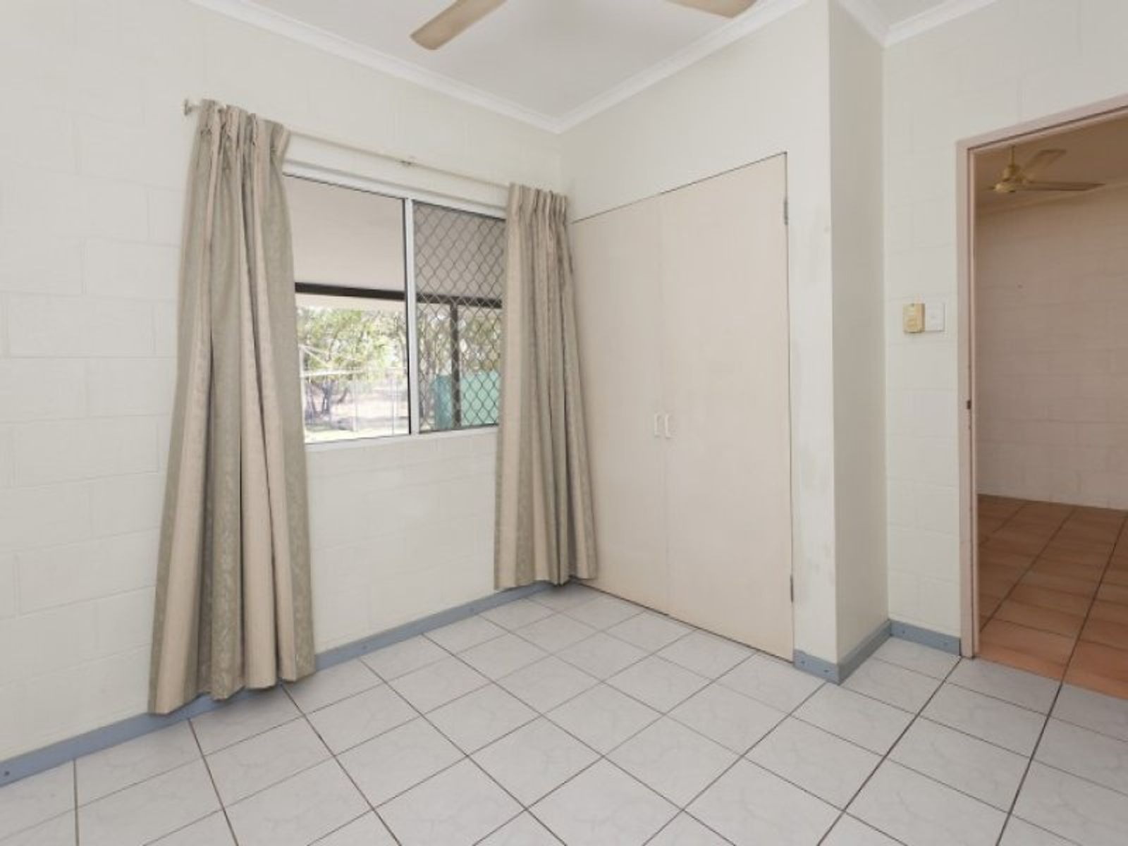 1 and 2/19 Crawford Court, Moulden NT 0830, Moulden - Thumbnail 7