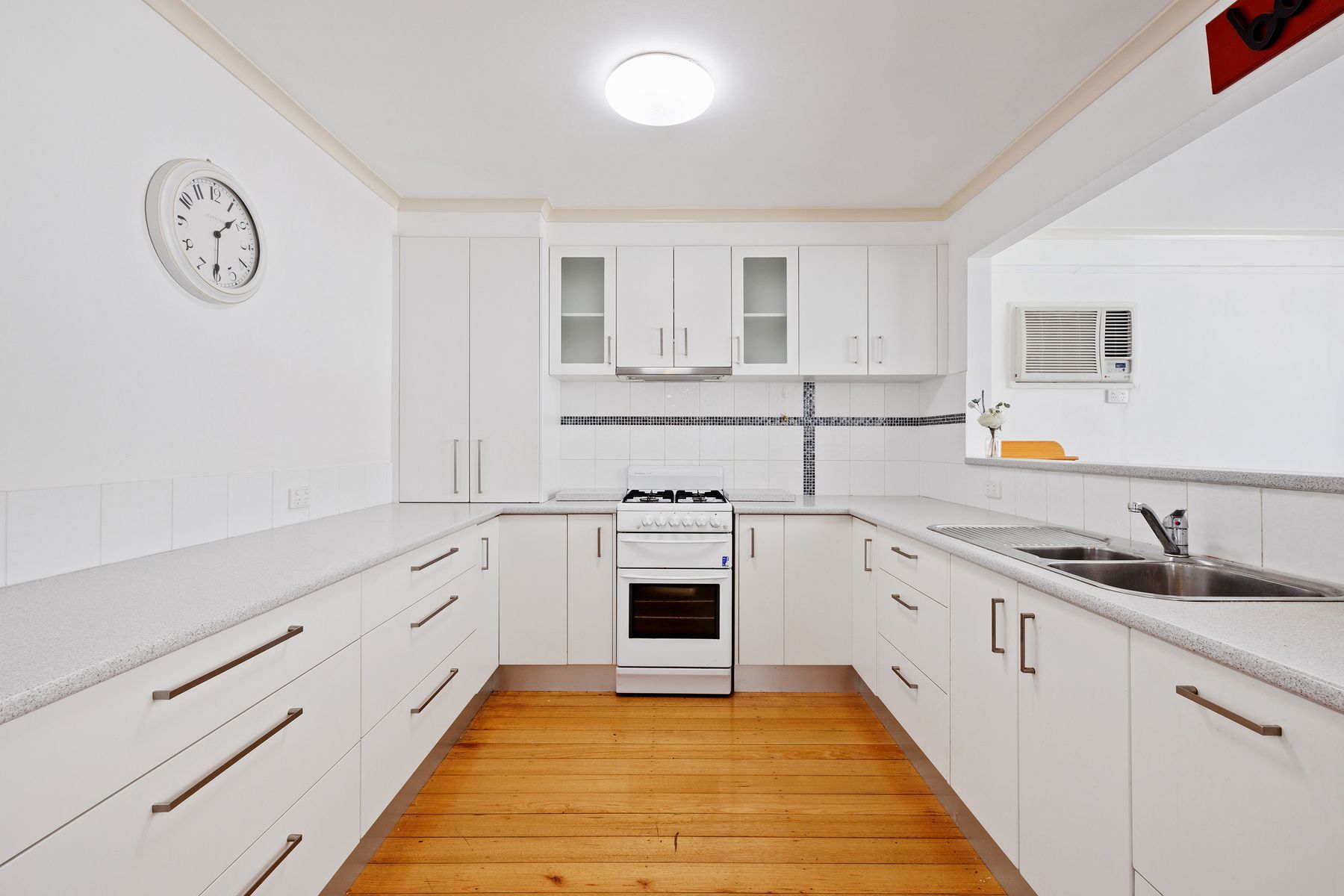 8 Ironbark Road, Bendigo, VIC 3550, Bendigo - Thumbnail 2