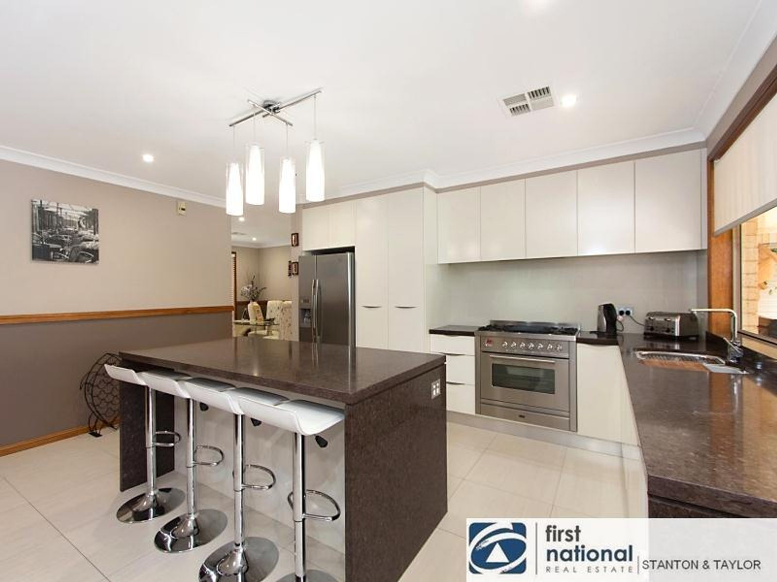 17 Tanglewood Place, Glenmore Park - Thumbnail 6