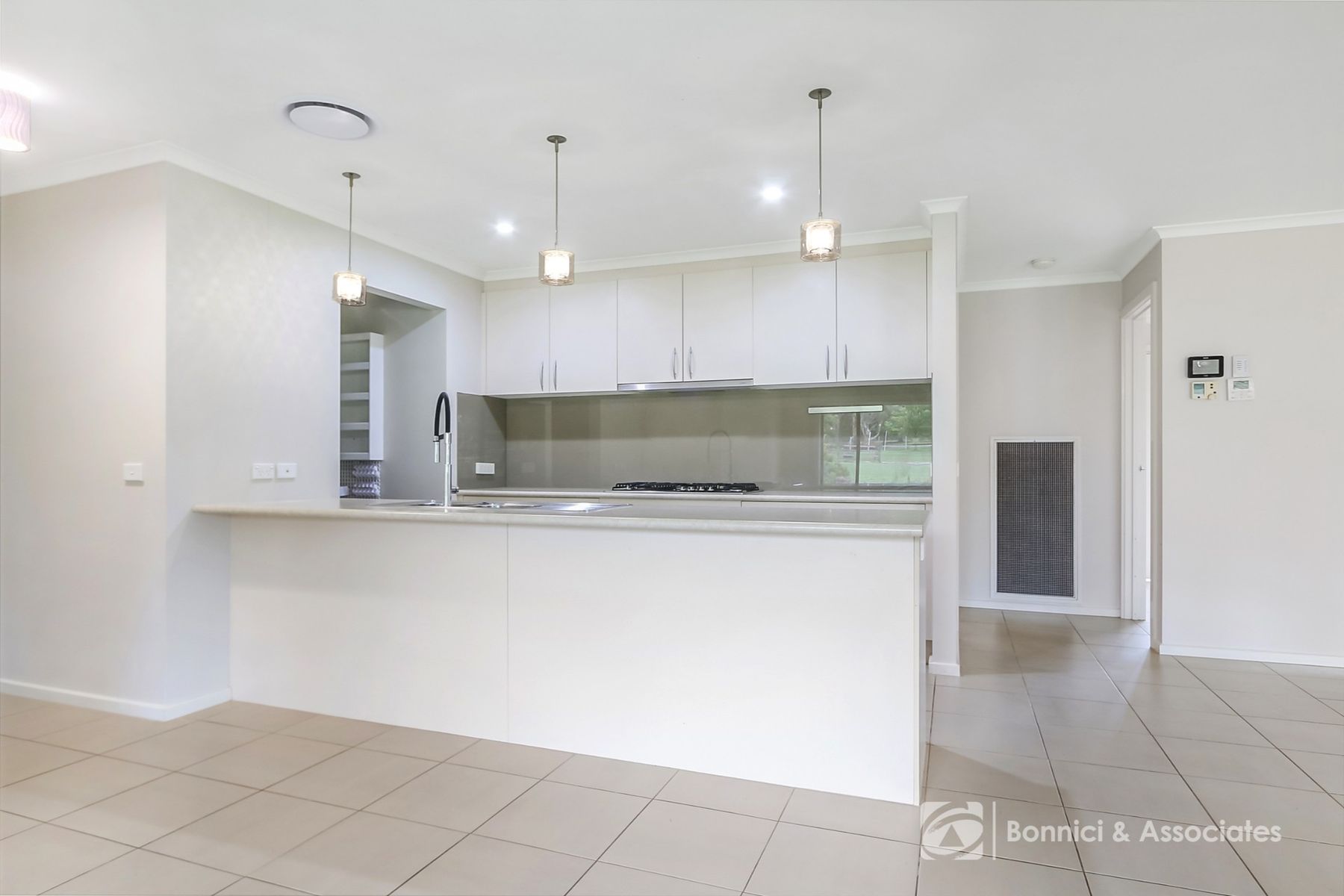 71 Huon Kiewa Road, Tangambalanga VIC 3691, Tangambalanga - Thumbnail 4