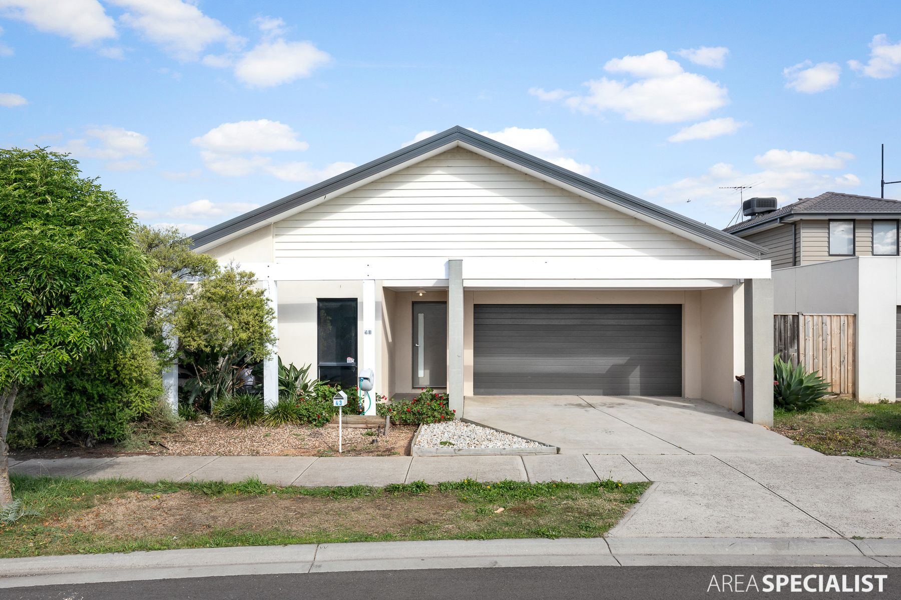 43 Giverny Close, Burnside Heights, VIC 3023, Burnside Heights - Thumbnail 2