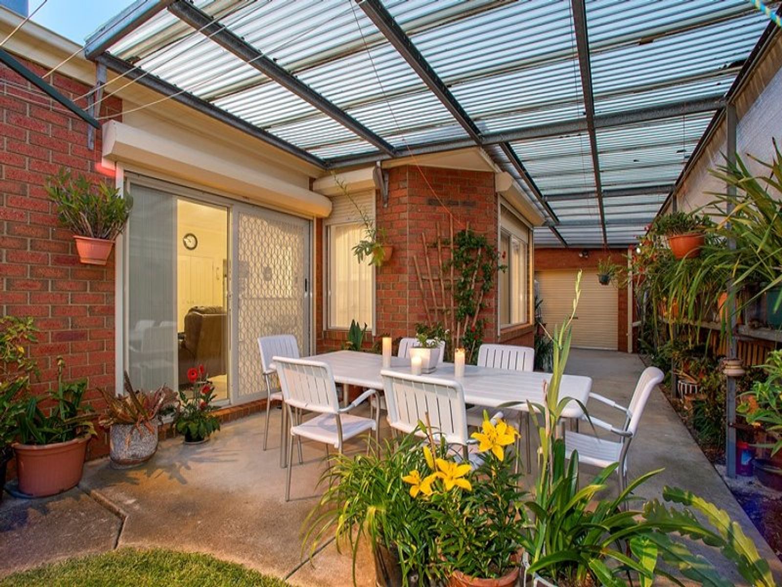 15 Nurten Parade, Aspendale Gardens, VIC 3195, Aspendale Gardens - Thumbnail 2