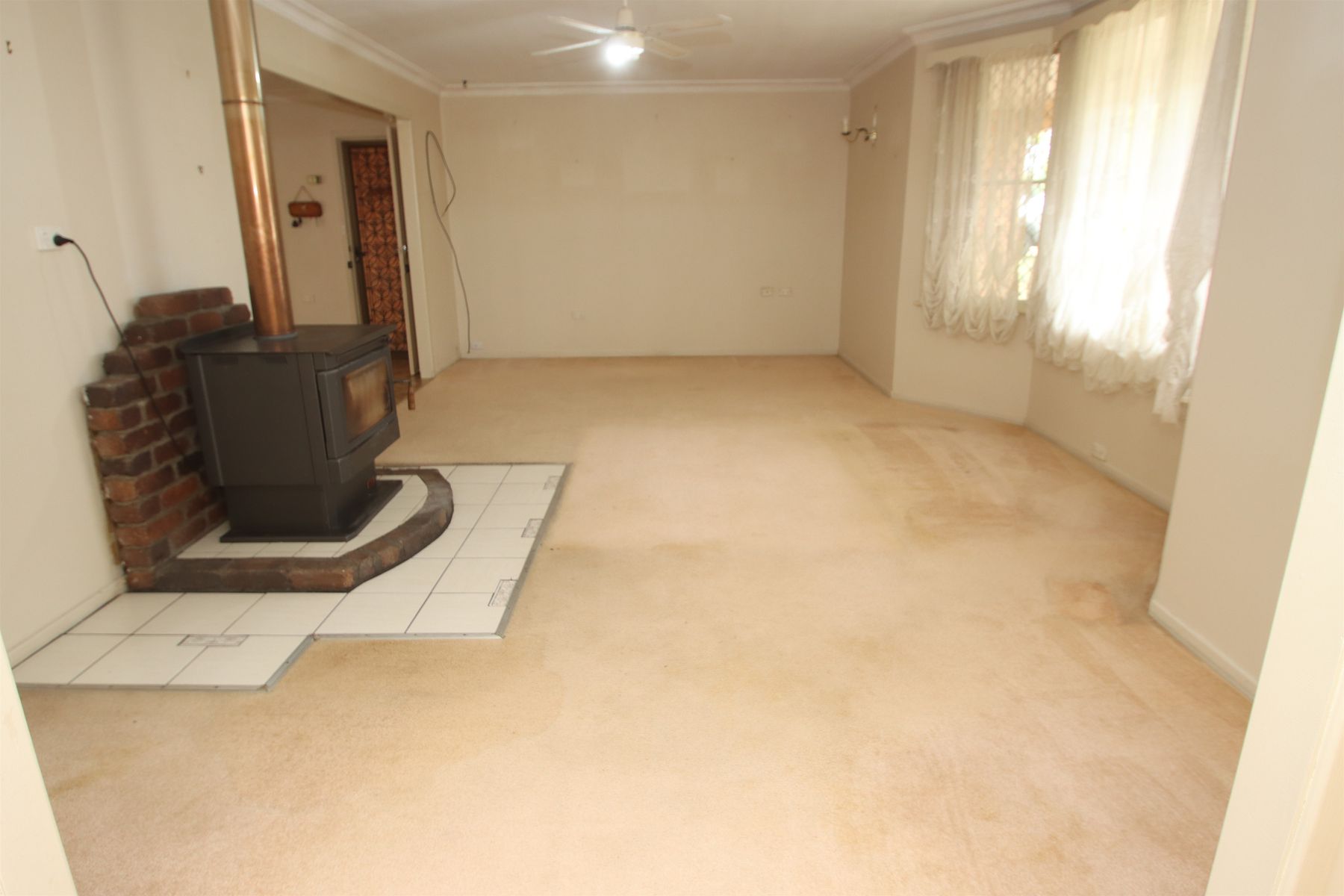 118 Drummond Street, Tenterfield NSW 2372, Tenterfield - Thumbnail 3