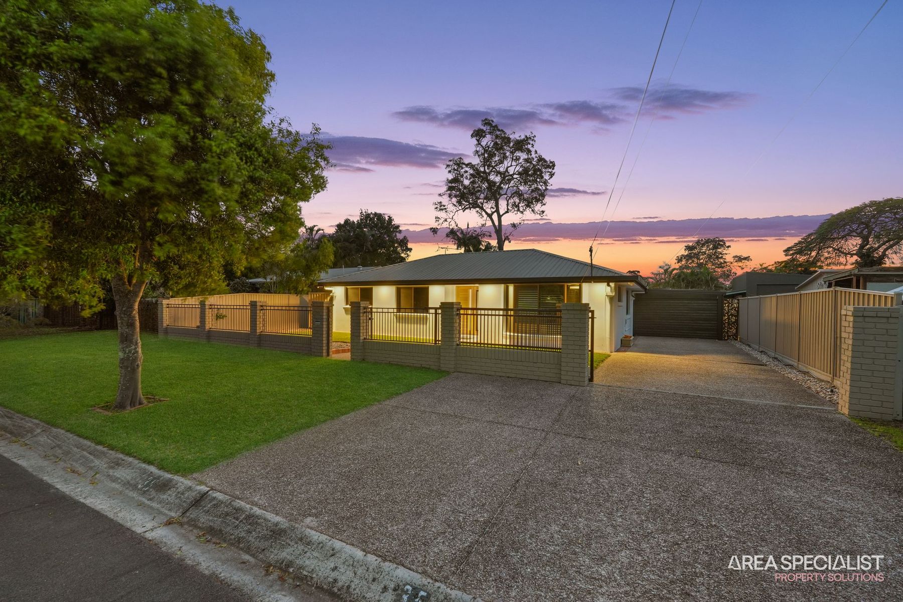 35 Karen Street, Jacobs Well, Jacobs Well - Thumbnail 2