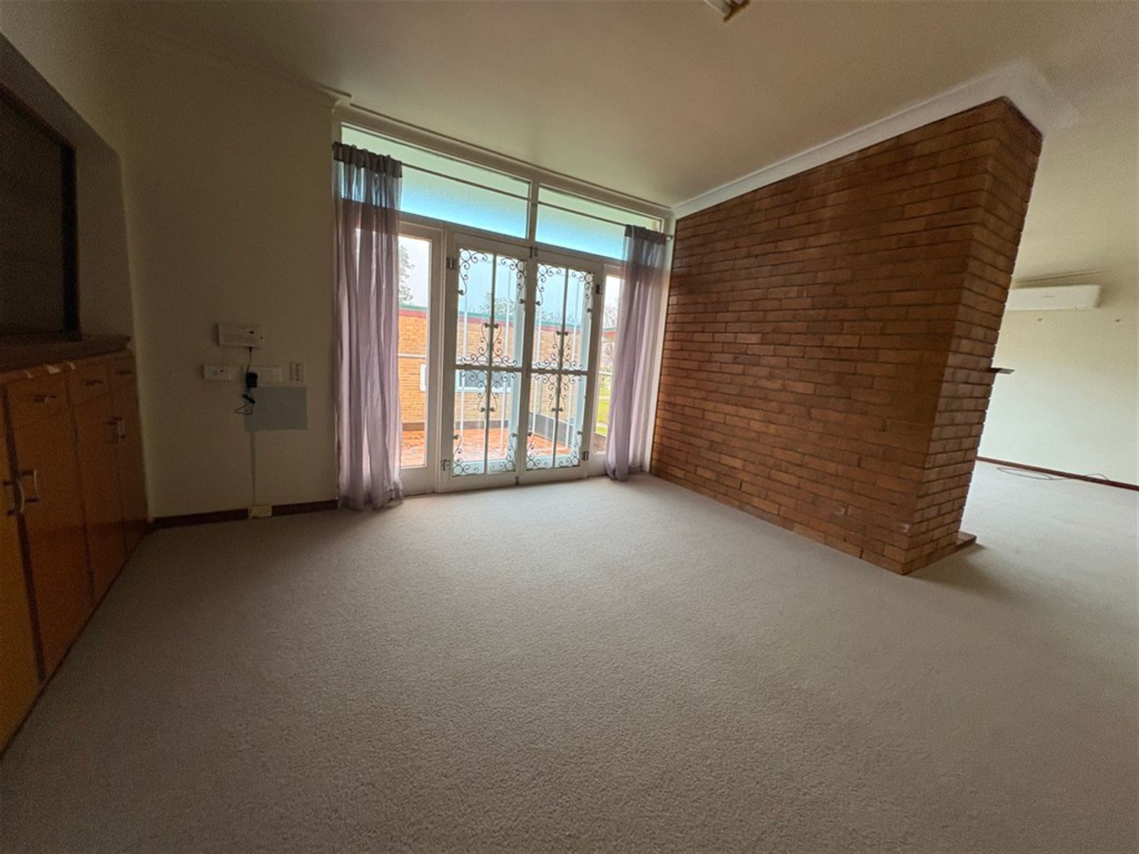 42 Glenlyon Street, Wallangarra QLD 4383, Wallangarra - Thumbnail 5