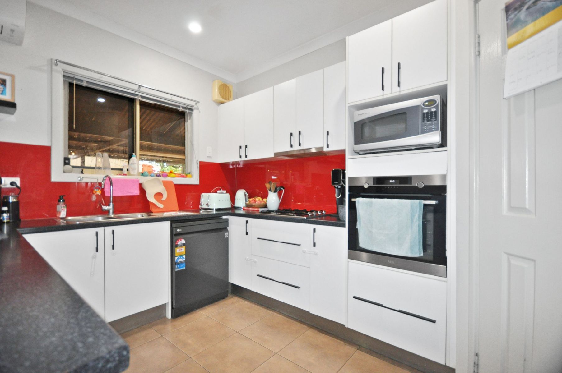 7 Thompson Street, Port Hedland WA 6721, Port Hedland - Thumbnail 2