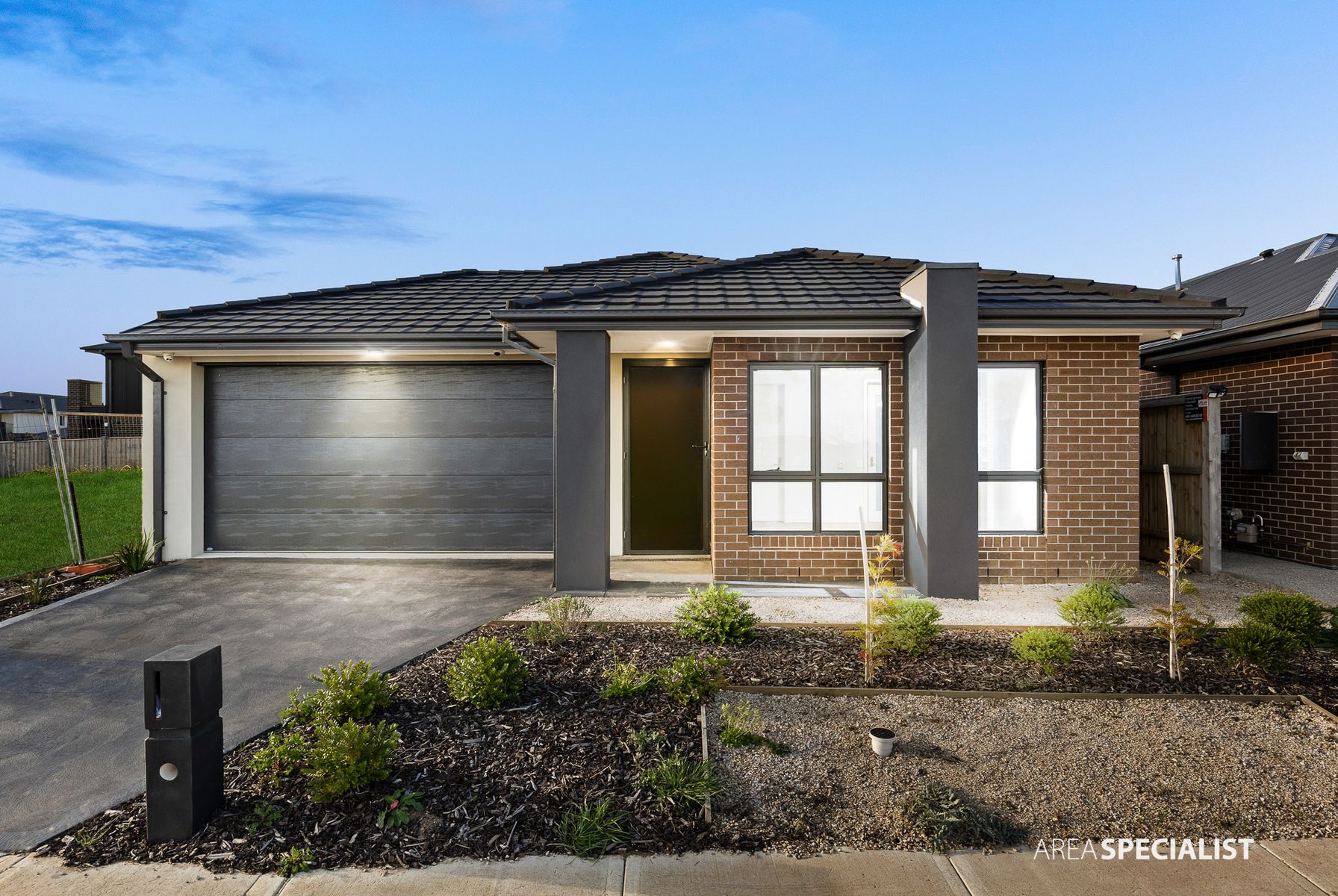 31 Widmark Road, Truganina, VIC 3029, Truganina - Thumbnail 2