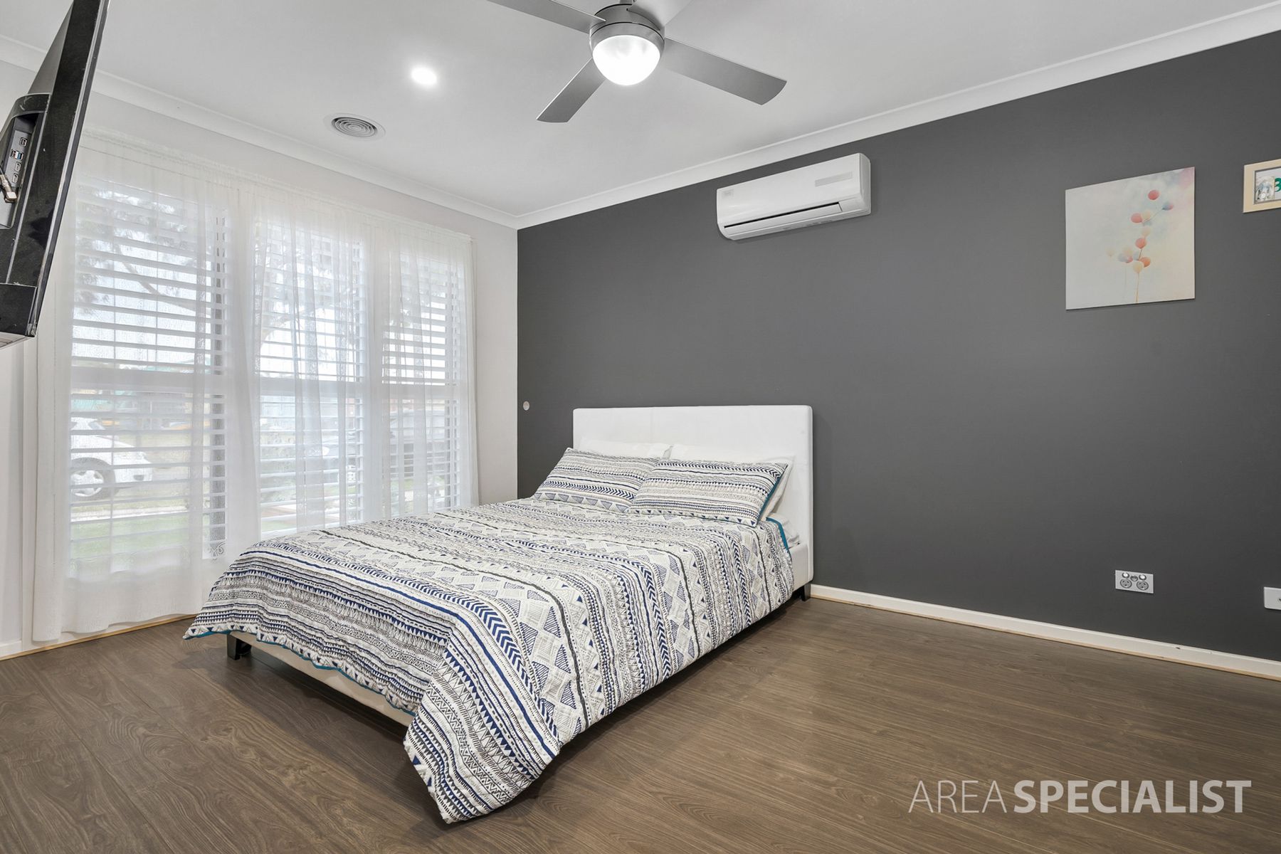 54 Pyrenees Road, Clyde, VIC 3978, Clyde - Thumbnail 4