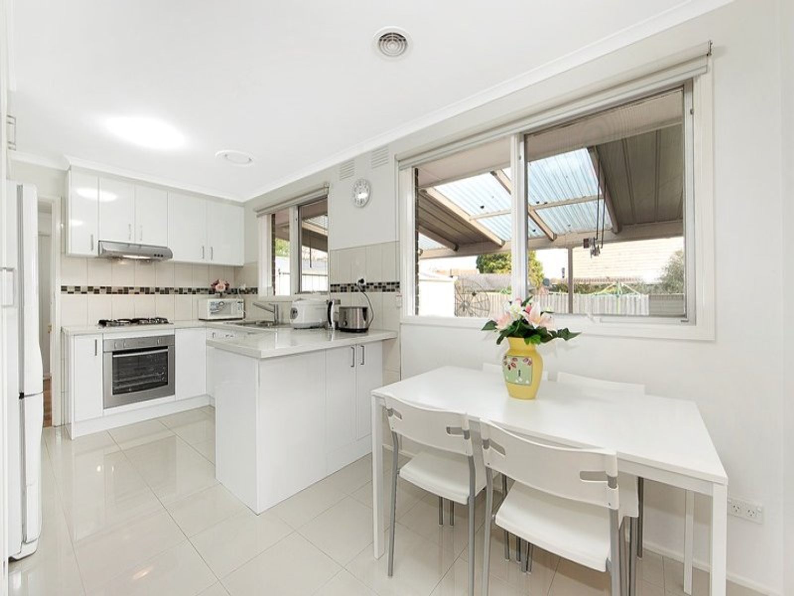 18 Piccadilly Crescent, Keysborough, VIC 3173, Keysborough - Thumbnail 3