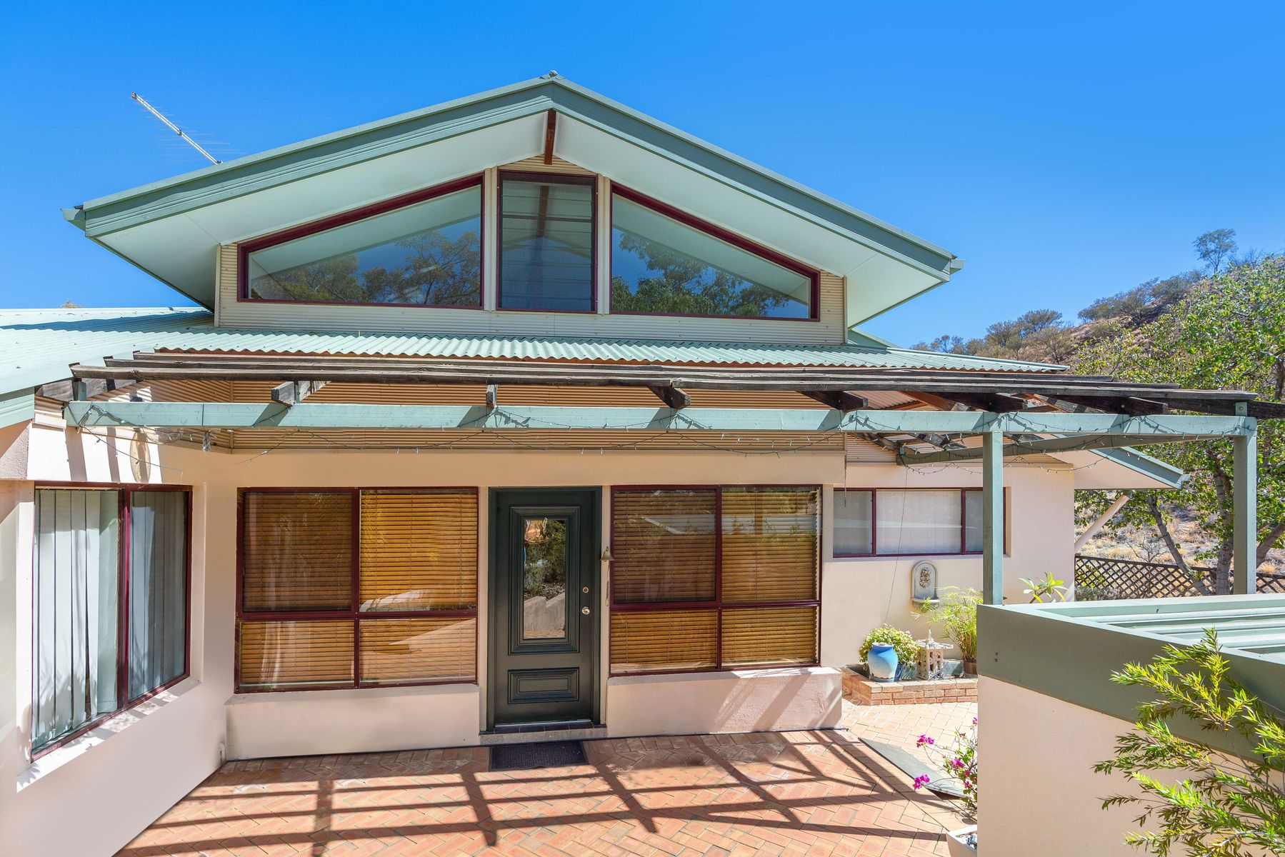 12 TERRY COURT, Araluen NT 0870, Araluen - Thumbnail 2