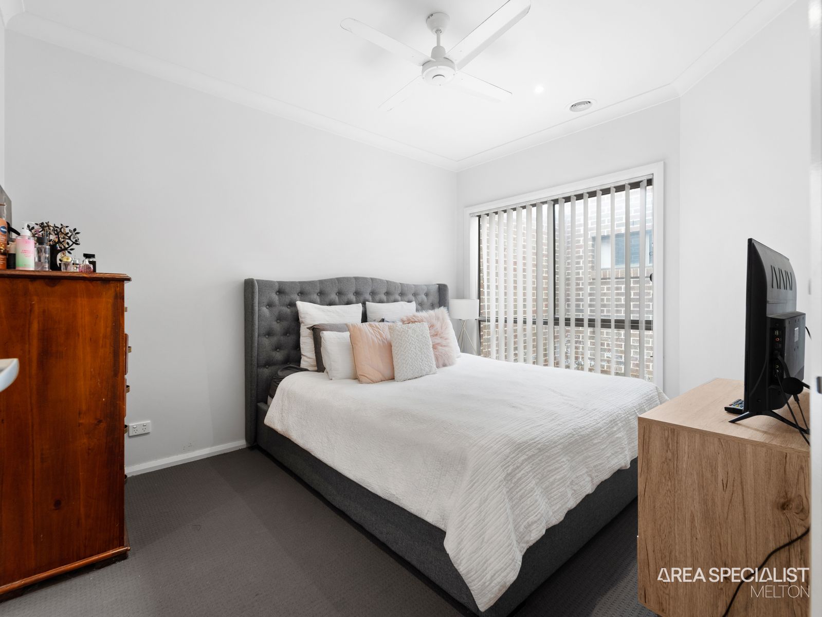2/29 Lady Penrhyn Drive, Harkness, VIC 3337, Harkness - Thumbnail 5