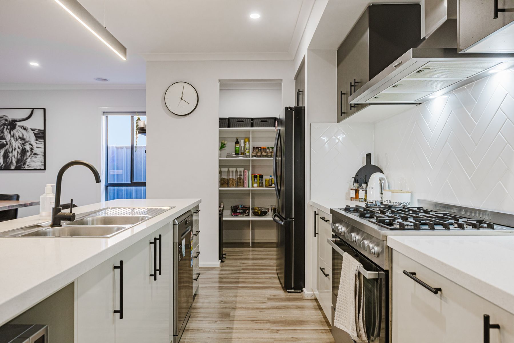 82 Oldbridge Boulevard, Weir Views VIC 3338, Weir Views - Thumbnail 7