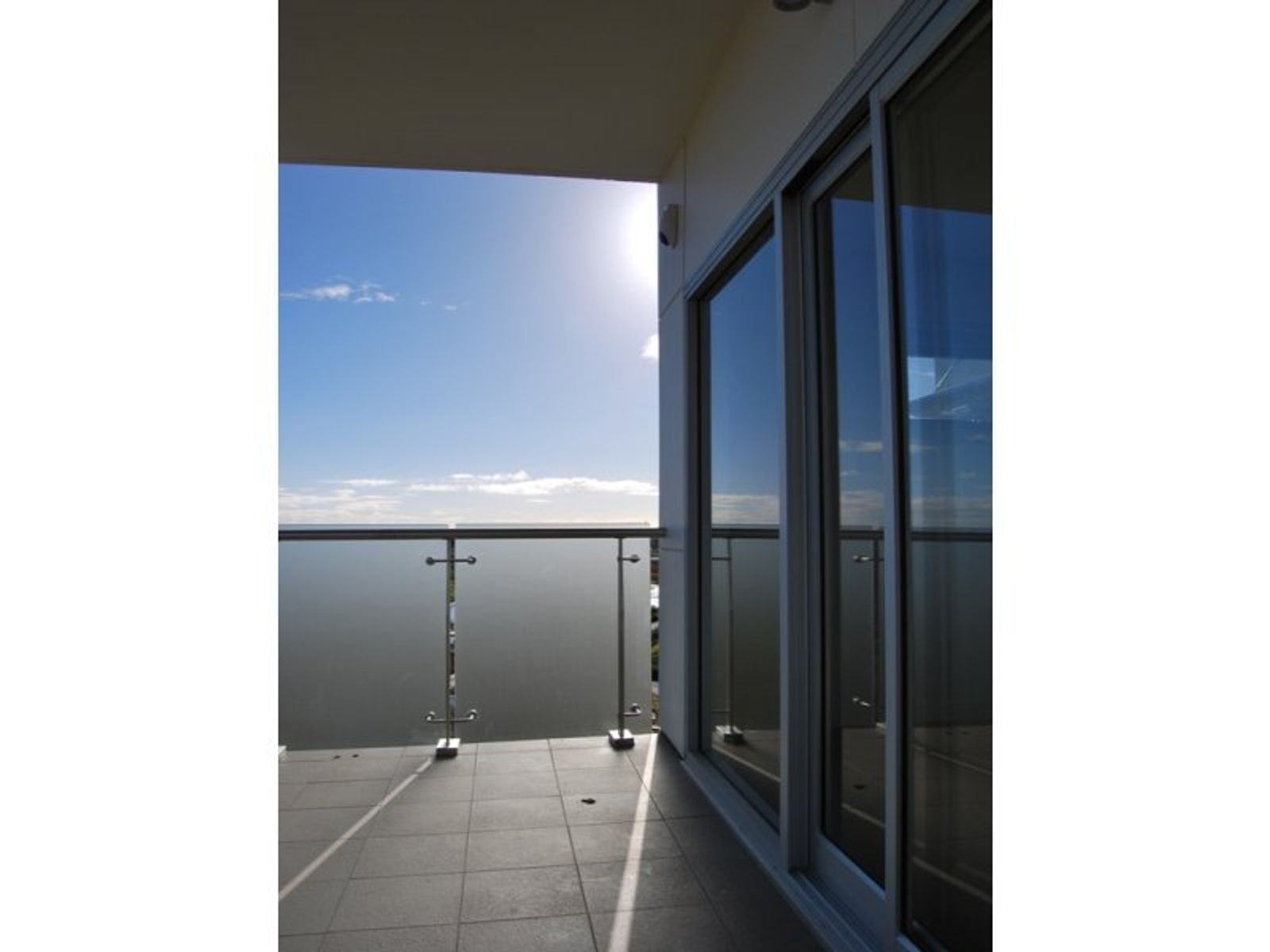 3/2, 21, Mawson Lakes - Thumbnail 4