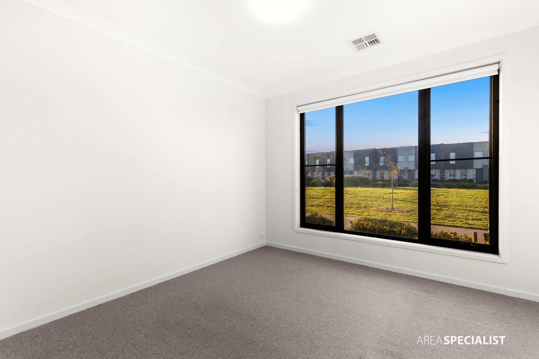 281 Dunnings Road, Point Cook, VIC 3030, Point Cook - Thumbnail 5