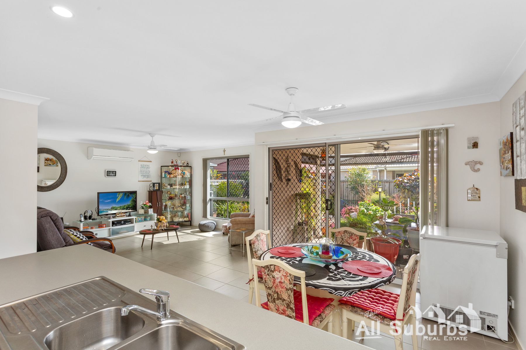 47 South Quarter Drive, Loganlea QLD 4131, Loganlea - Thumbnail 3