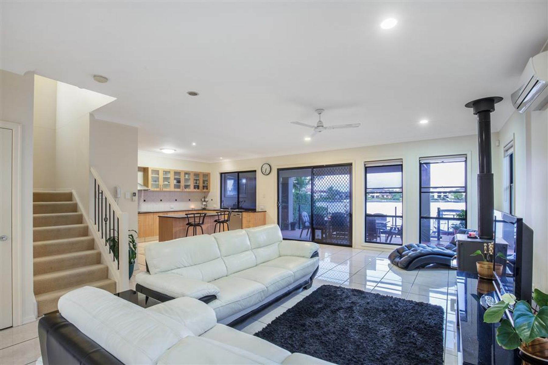 523 Oyster Cove Promenade, Helensvale, QLD 4212, Helensvale - Thumbnail 8