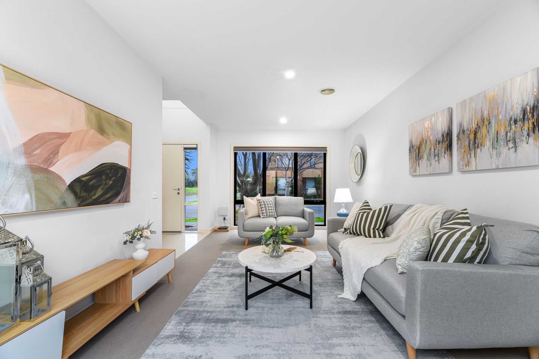 2 Dresden Drive, Waterways, VIC 3195, Waterways - Thumbnail 2