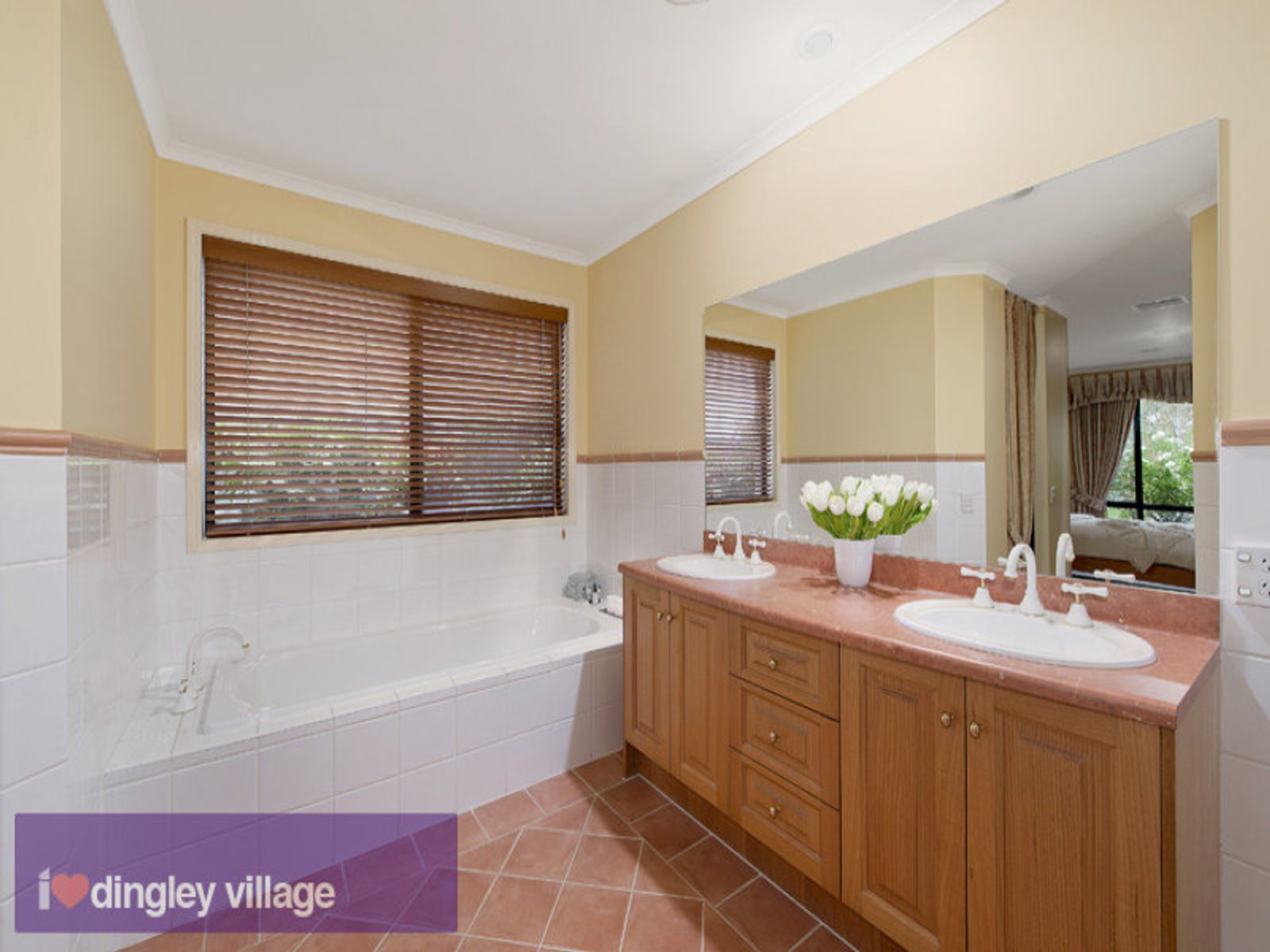 13 Aisha Crescent, Dingley Village, VIC 3172, Dingley Village - Thumbnail 8