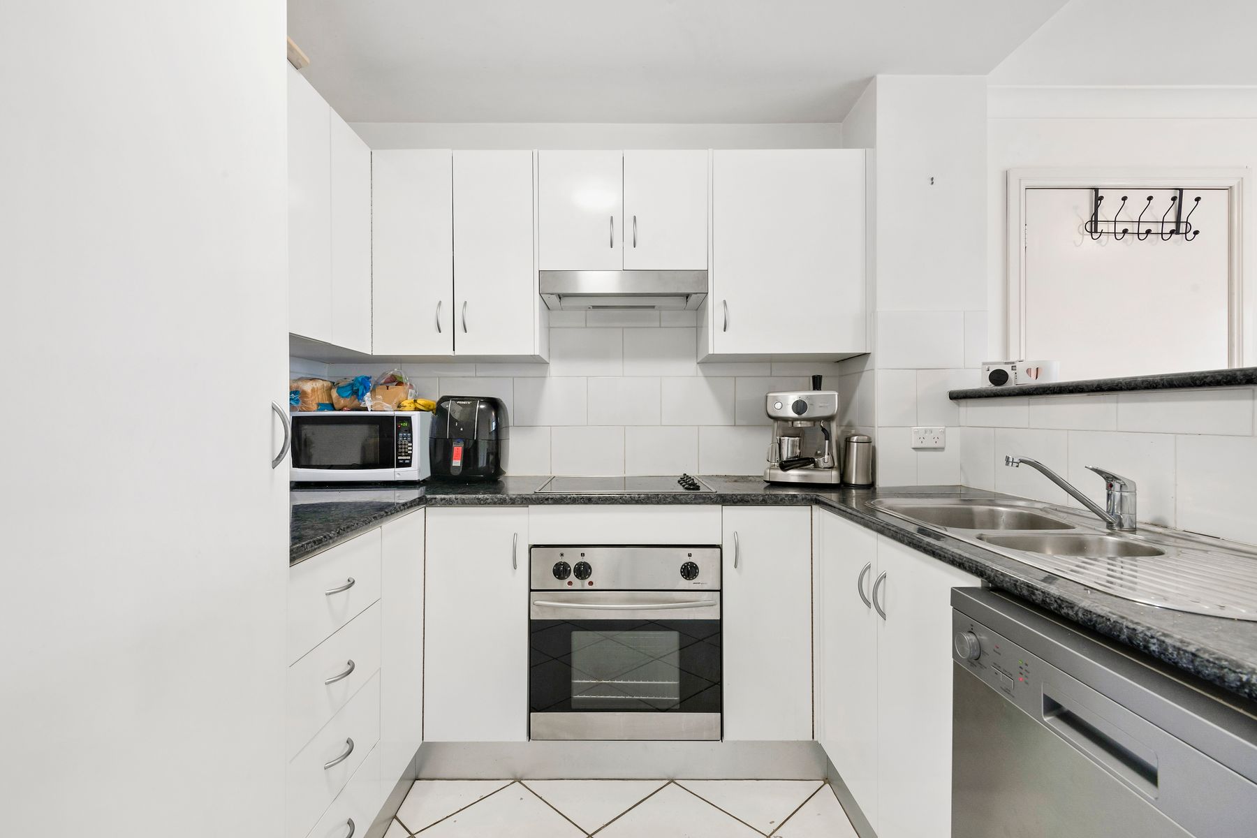 5/41 Ken Tubman Drive, Maitland NSW 2320, Maitland - Thumbnail 4