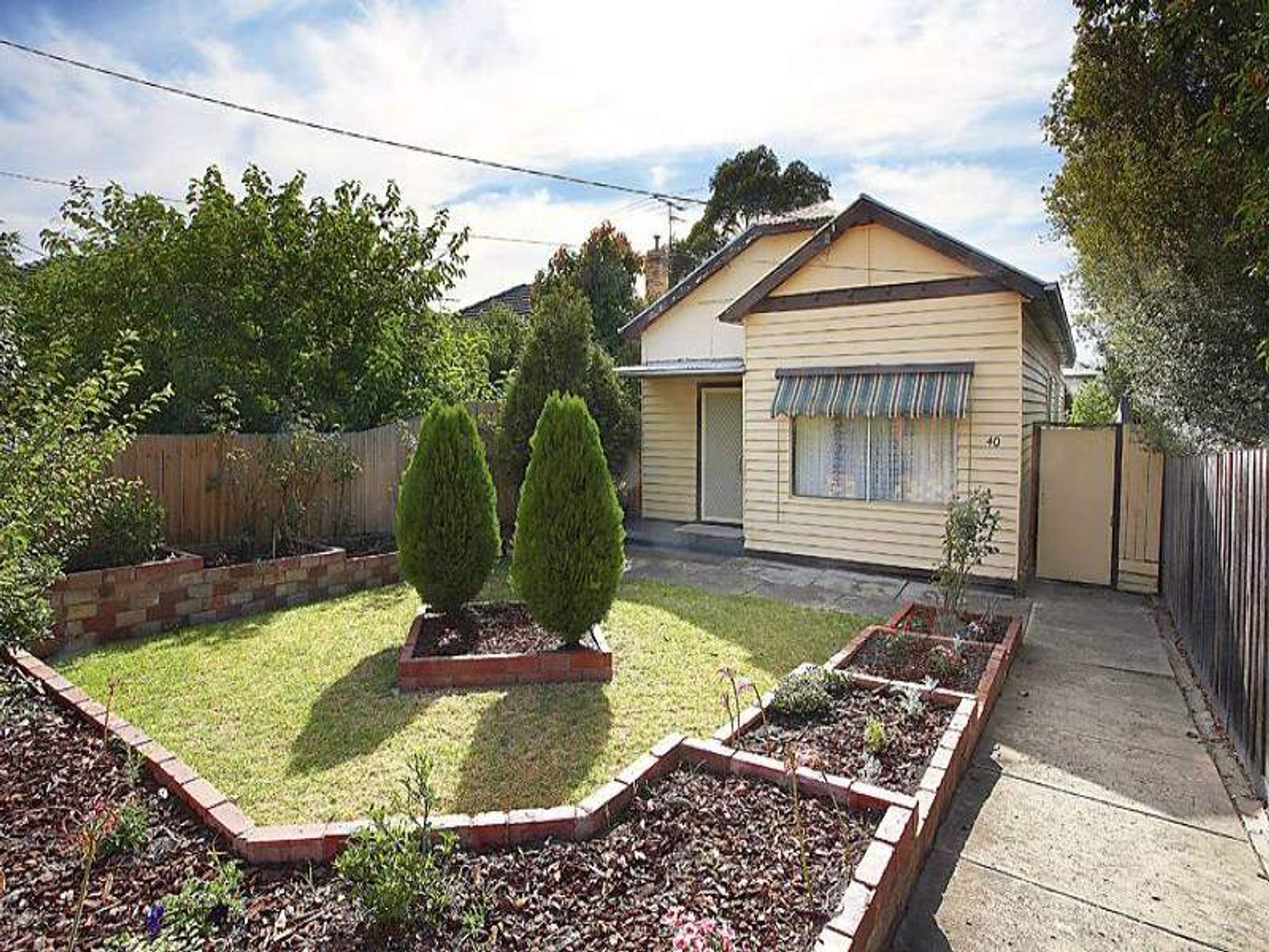 40 Lincoln Road, Essendon - Thumbnail 2