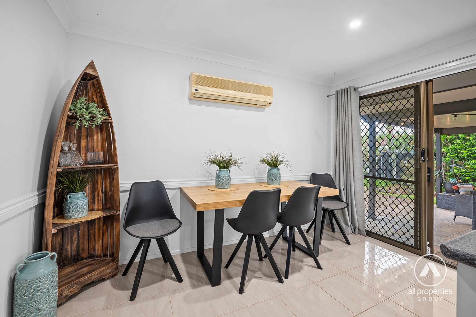 4 Carlyon Street, Mount Warren Park QLD 4207, Mount Warren Park - Thumbnail 7