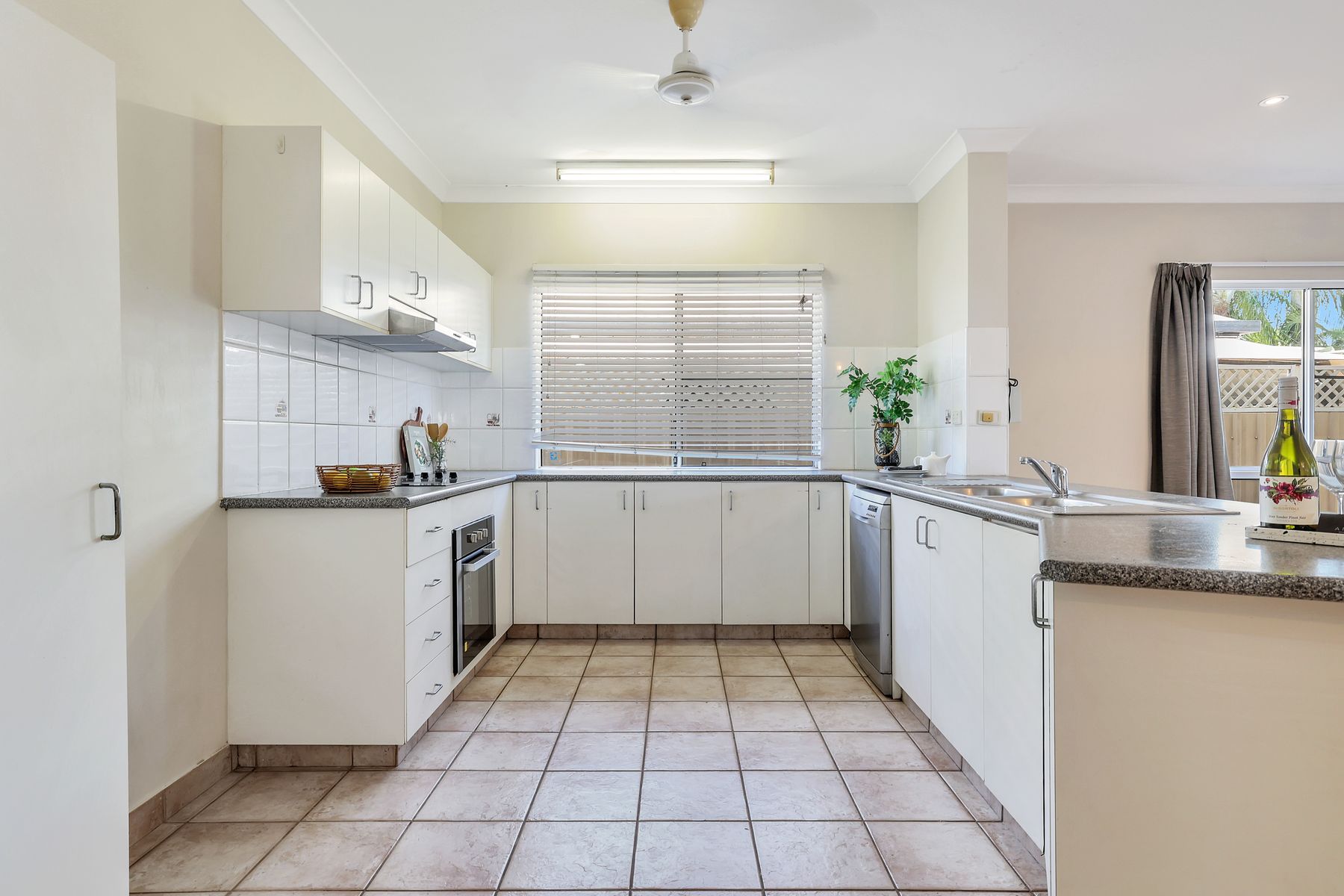 5 Mihailou Court, Coconut Grove NT 0810, Coconut Grove - Thumbnail 3
