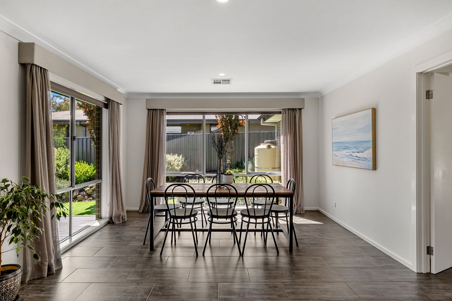7 Laurence Close, Jerrabomberra - Thumbnail 5