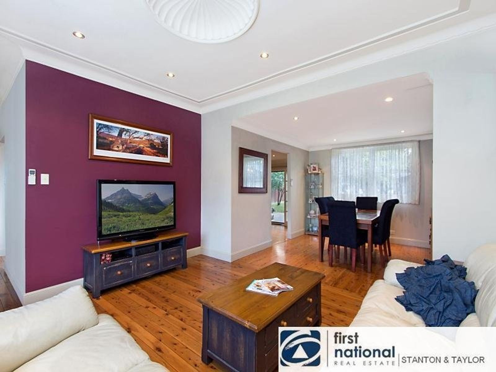 9 PENROSE Crescent, South Penrith - Thumbnail 2