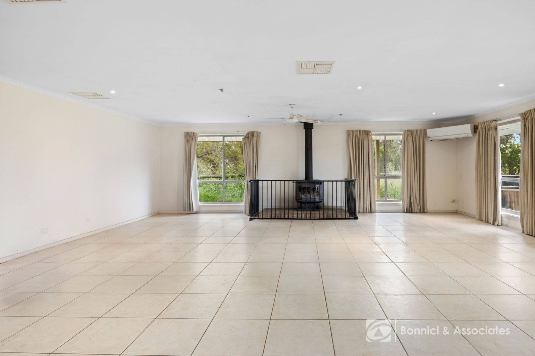 202 Molkentin Road, Jindera NSW 2642, Jindera - Thumbnail 3