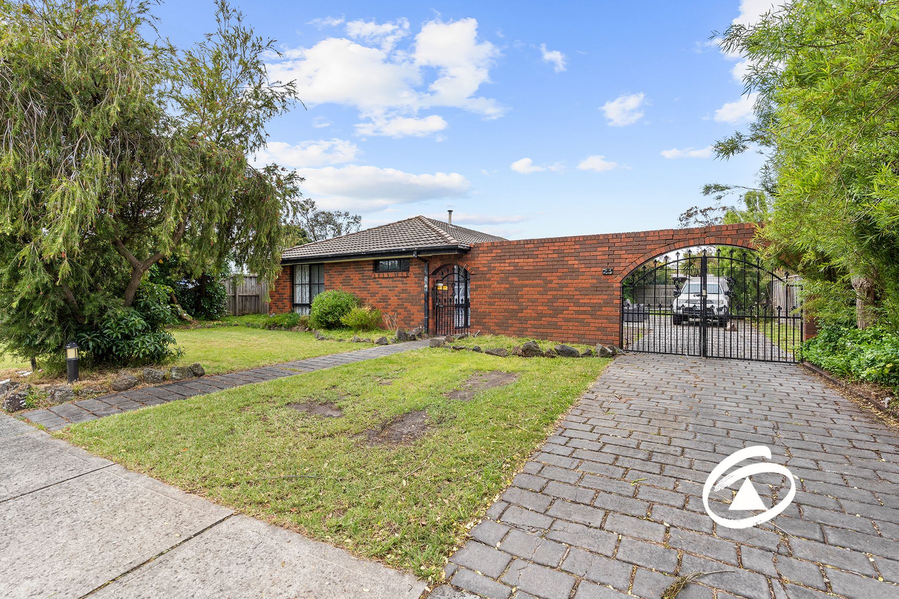 24 Guildford Crescent, Narre Warren VIC 3805, Narre Warren - Thumbnail 2