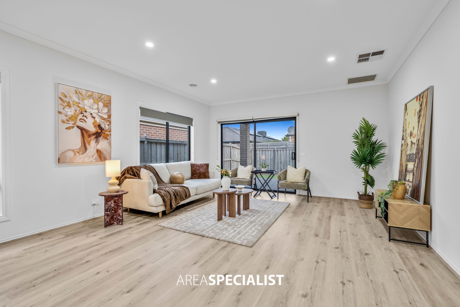 6 Bales Road, Cranbourne East, Cranbourne East - Thumbnail 8